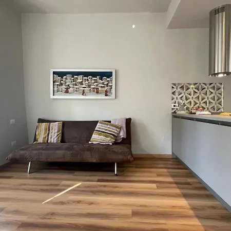 Orta Lake Apartments Omegna Exterior photo